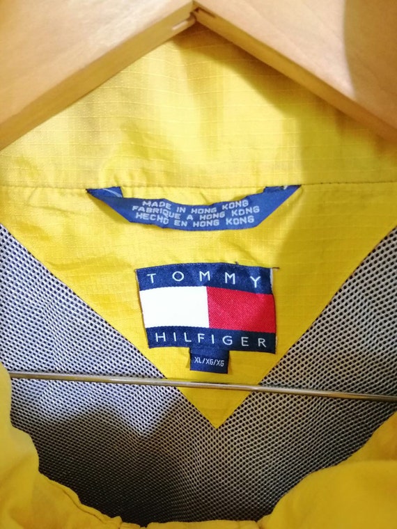 Vinatge TOMMY HILFIGER Windbreaker Logo Color Des… - image 3