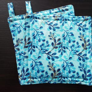 SET OF TWO (2) | Matching Pot holders  | Hot Pads | Handmade | Kitchen Accessories | Free shipping |