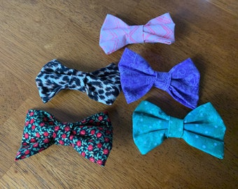 ONE (1) Fabric Bow | SMALL | 3.5 inch bow | Hair Clip | Hair Accessories | 100% Cotton Fabric |