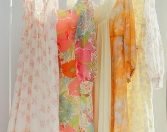 Vintage 70s Floral Maxi Dresses / Vintage 70s Nightgowns / Vintage Ethereal Dresses / 70s Floral Maxi Dress / Flower Child Dress