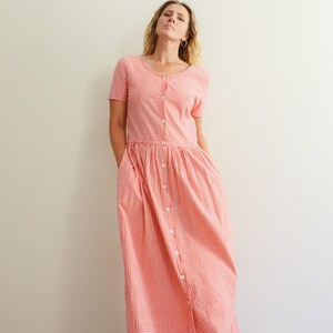 Sukienka midaxi w kratkę gingham w stylu vintage z lat 90. / Sukienka bawełniana z guzikami z lat 90.