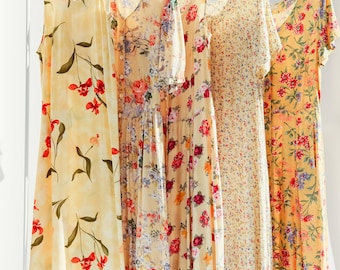 Vestidos vintage de los 90 con estampado floral amarillo / Vestidos de verano vintage / Here Comes the Sun
