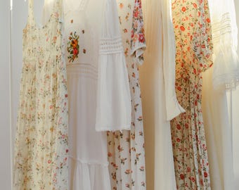 Vintage 70s 90s Garden Wedding Dresses / 1970s Wedding Gown / Wildflower Bride / Romantic Bridal