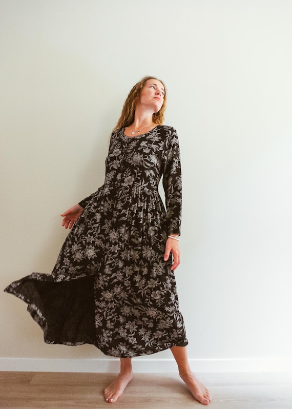 Vintage 90s H&M Black Floral Long Sleeve Maxi Dress / Vintage Hennes Och  Mauritz Dress / Black Floral Vintage Dress - Etsy Canada