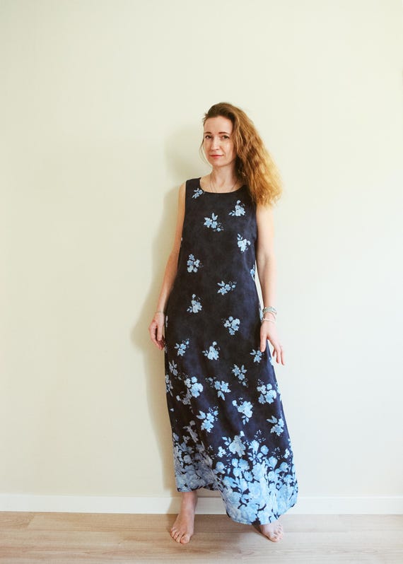 90s boho dress Vintage Blue Bohemian Floral Print Sleeveless Maxi / S / Vintage Maxi Dress / Boho Floral Maxi Dress / Boho Blue Size:Size 12 the most beautiful 90s PRICE_$250 to $300 her waist is 34.5