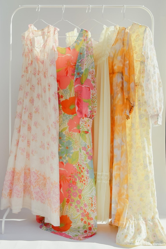 chinese dress ladies Adorable 70s Frill Yoke Floral Cotton Maxi Dress – The Pansy Garden main image 0