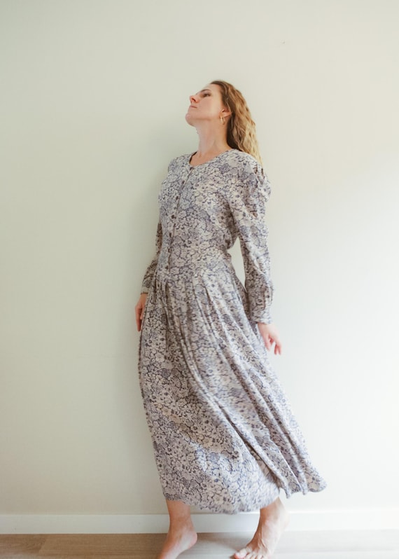 beige floral dress vintage 90s Blue Long Sleeve Maxi / M Size:Width 5 cm Unlined Fabrication Prom Dresses on Line The Toni sequin dress