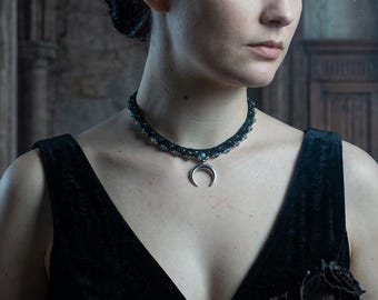 Macrame necklace with labradorite beads and a stainless steel moon – choker & necklace, gothic necklace