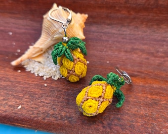 Macramé earrings ‘Pineapple’