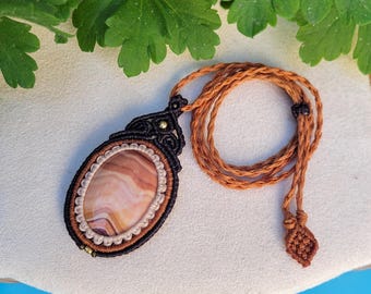 Macrame Necklace with wave dolomite