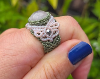 Macramé ring with rose quartz and stainless steel beads