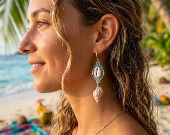 Macramé earrings ‘Tropical Sea’ with kauri and conch shells