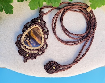 Macrame Necklace with butterfly jasper