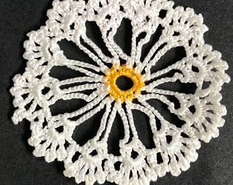 Handmade White Crochet Flower Applique, Boho Accessory (5.5 cm, 12 Pieces)