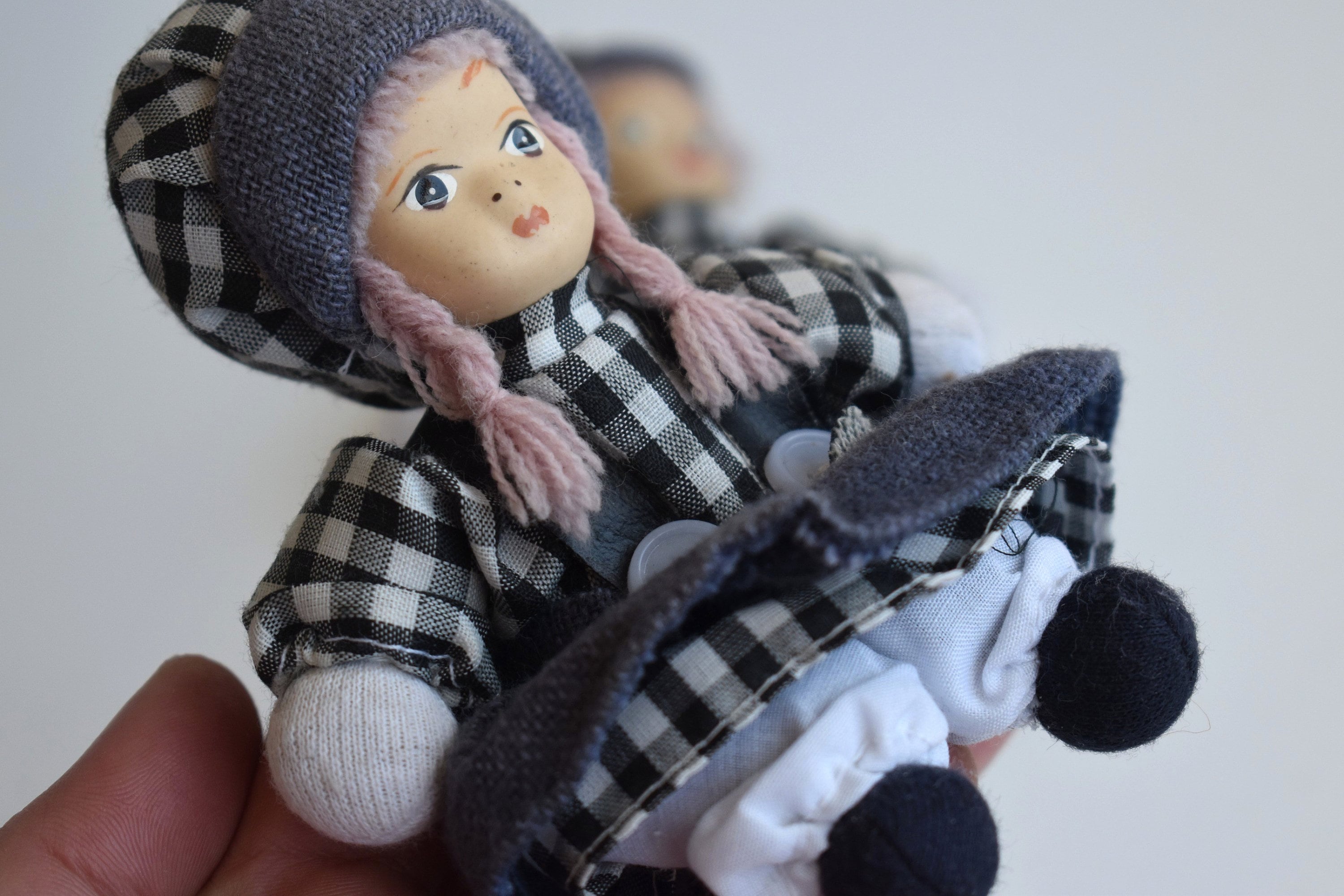 * vintage doll ୨୧ * 陶器製 愛らしい 男の子の フィギュア CD Kenny Co. Germany Bisque Boy in Blue Jumpsuit and Swivel