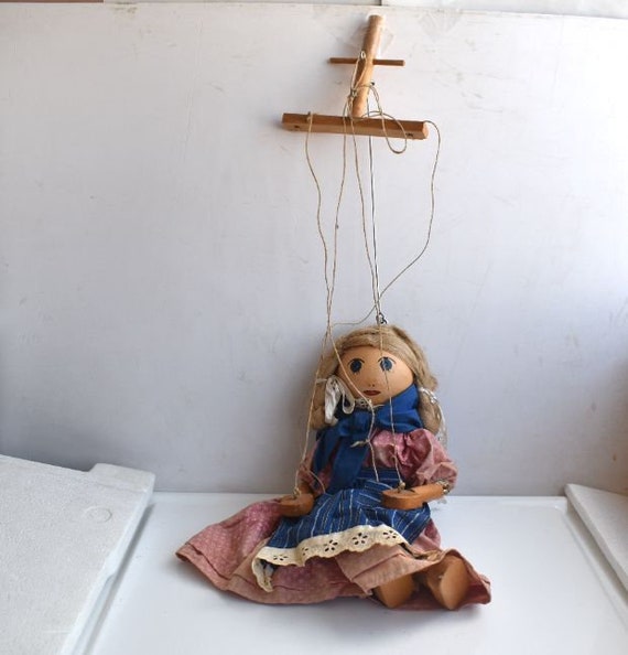 中国ヴィンテージ　ドール　木製　パペット人形 ヴィンテージ 14インチ ストリングパペット 木製 女の子人形 パペット