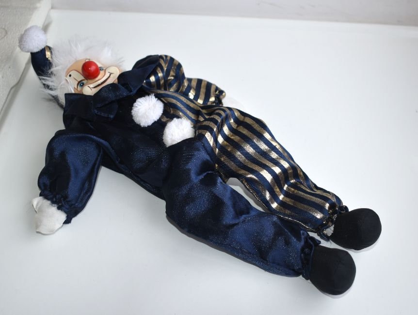 ロン.リー　イギリスブリテン英国兵のピエロの置き物 イギリスアンティーク 金庫型の缶 | Bonny Bee