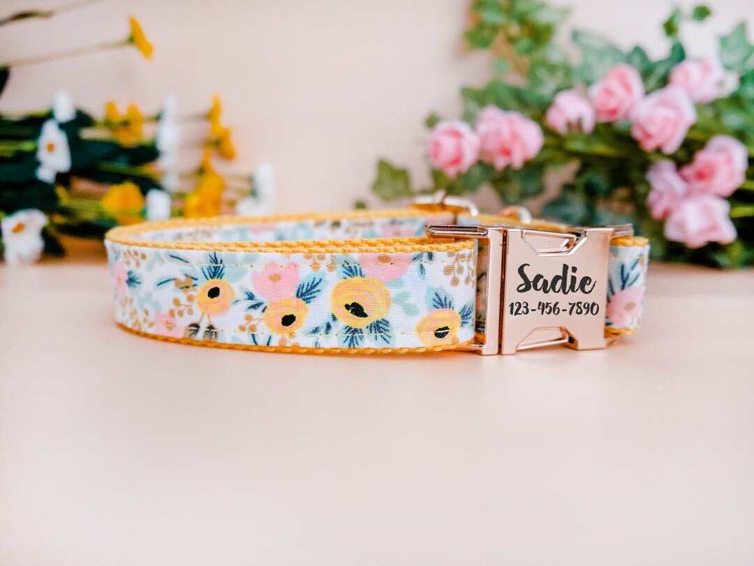 Girl Floral Dog Collar/ Personalized Engraved Buckle Dog Collar/ Rifle