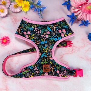 rifle paper co meadow daisy flower dog harness/ girl floral dog harness vest/ boho colorful dog harness/ puppy harness/ small medium dog