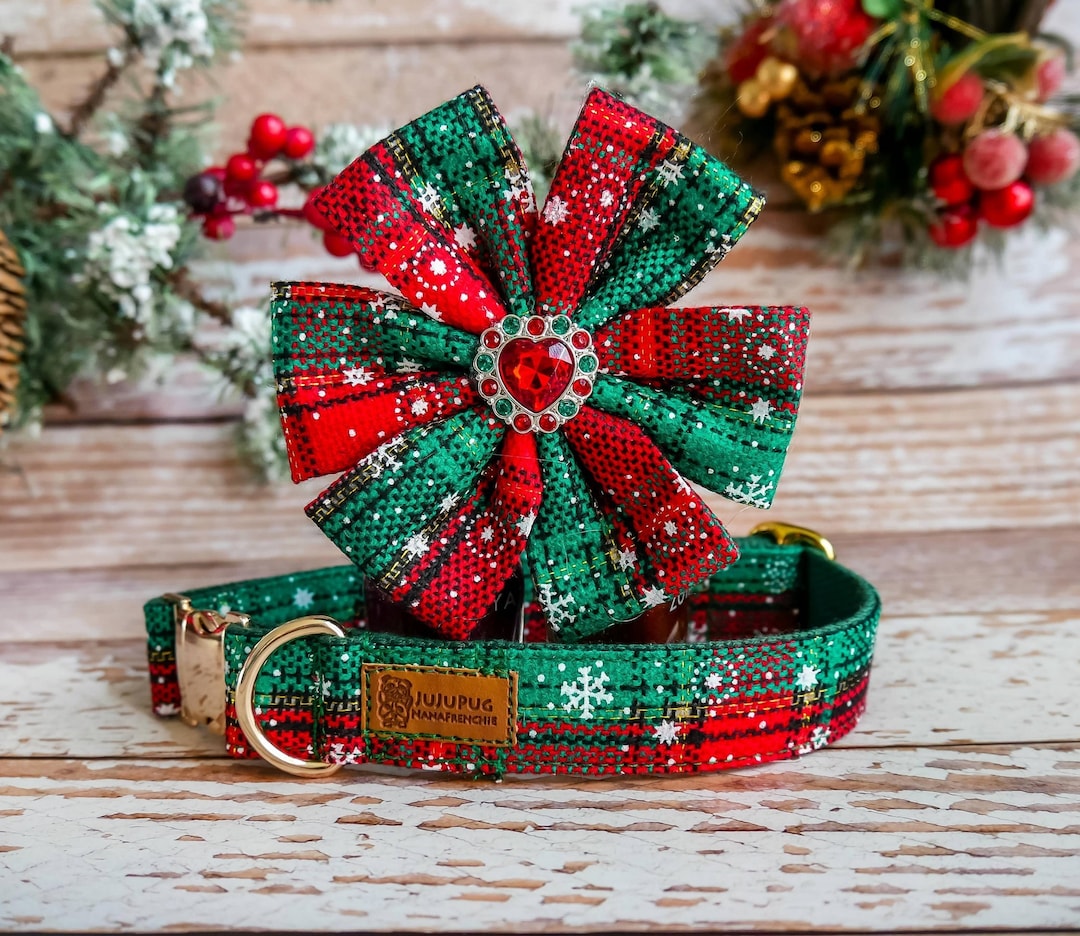 Christmas Dog Collar Flower/ Girl Dog Collar/ Plaid Dog Collar/ Dog Collar Bow/ Holiday Winter