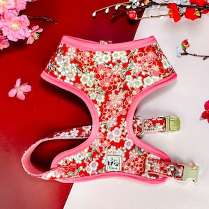 日本の着物の花柄犬用ハーネスベスト/女の子用花柄犬用ハーネス/桜柄ハーネス/キラキラ桜柄ハーネス/小中型子犬用ハーネス