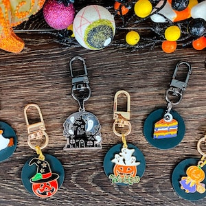 Halloween cute dog tag/ spooky pumpkin tag/ ghost metal dog tag/ Laser Engraved pet ID tag/ Personalized dog name Tag/ custom tag