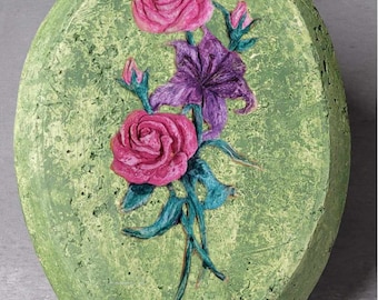 Urna Mandorla Biodegradabile con Fiore. Per l'interramento in terra o in acqua