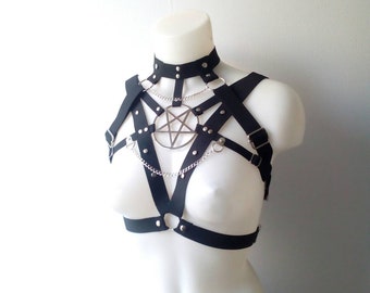 Large metal pentagram harness