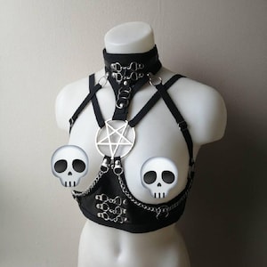 Large pentagram under bust harness