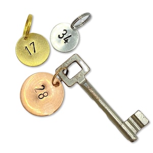 Chaveiro personalizado, Chaveiro de metal personalizado DUPLA FACE em alumínio ou latão, Chaveiro de hotel, Etiqueta para chave, Etiqueta para nome