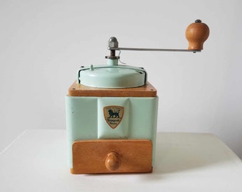 Vintage französische 1950er Mintgrüne Peugeot Frères Kaffeemühle, Moulin à Café, Kaffeemühle, französisches Vintage Bauernhaus, Küche-Wohndekor