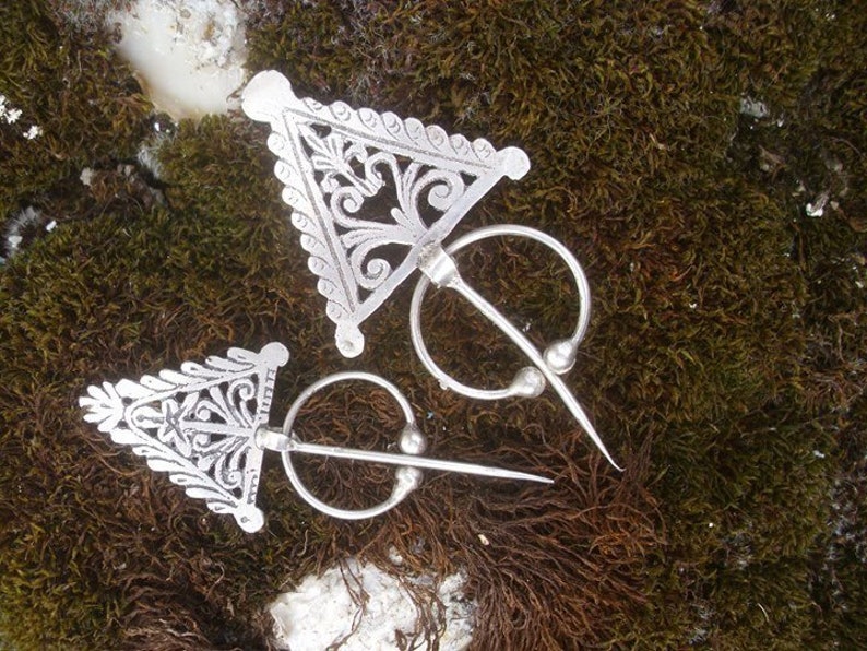 2 Solid Silver Metal Ornate Unusual Fibula Shawl Fastening,Sha 2 Solid Silver Metal Ornate Unusual Fibula Shawl Fastening,Sha