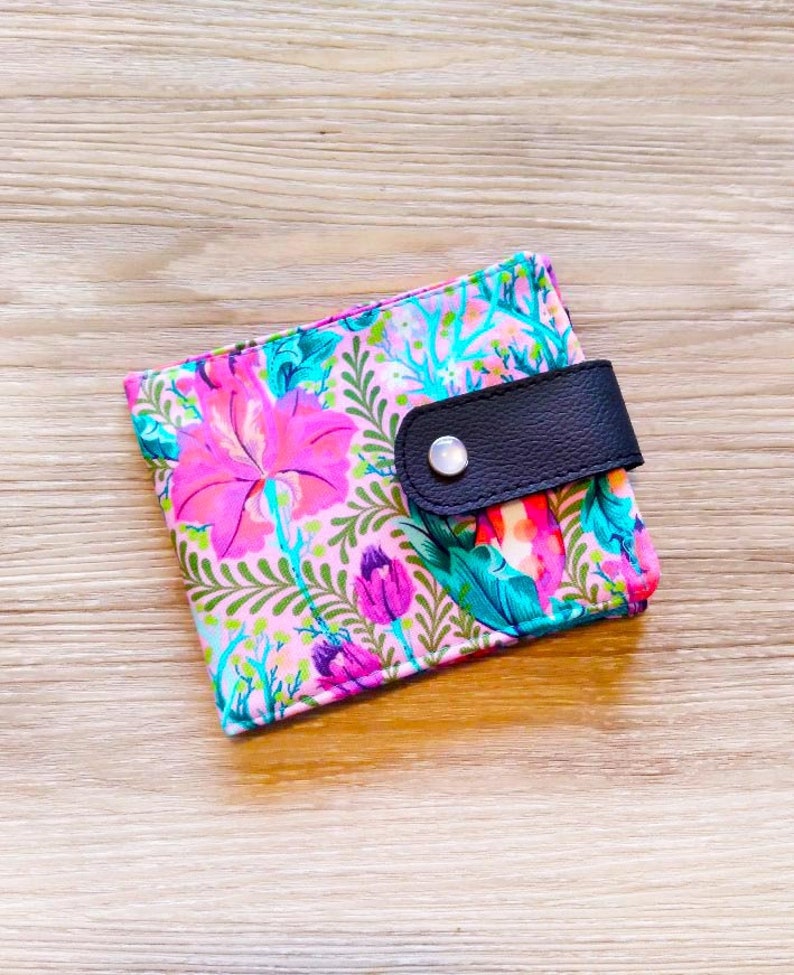YOUR CHOICE Small Bifold Wallet Cute Wallet,Slim Wallet,Clutch Wallet with 3 card slots,zipper coin pouch,slip pocket for phone, cash Whimsy Woods