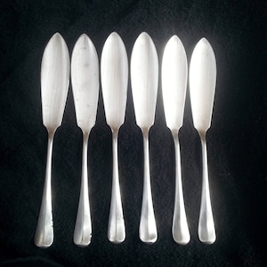 Antique Atkin Brothers Sheffield Silver Plated Butter/Fish Knife Set of 6 'C'