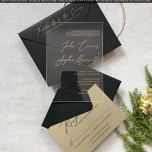 Transparant acryl trouwkaart zwart goud luxe bruiloften klassieke bruiloft kalligrafie met QR-code en details kaart en voorbeeld