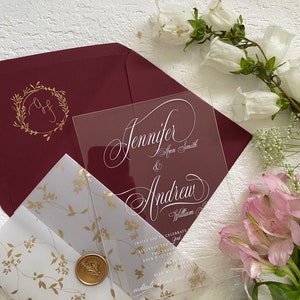 Gouden huwelijksuitnodiging met details Card RSVP bloemen uitnodiging Alles-in-één acryl uitnodigingskaart velijnfolie voor bruiloft receptie kaartenset