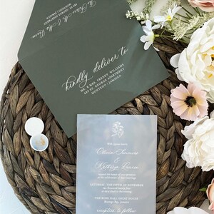 Faire-part de mariage botanique Faire-part de mariage vert olive Mariage bohème Faire-part de mariage moderne minimaliste Faire-part de mariage en acrylique dépoli