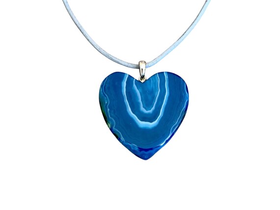 large agate pendant blue, agate heart with silver eyelet, gemstone pendant blue, drilled agate with eyelet 925 silver, large heart pendant blue