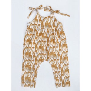 Unisex Giraffe Cotton Tie Romper.2-3 years