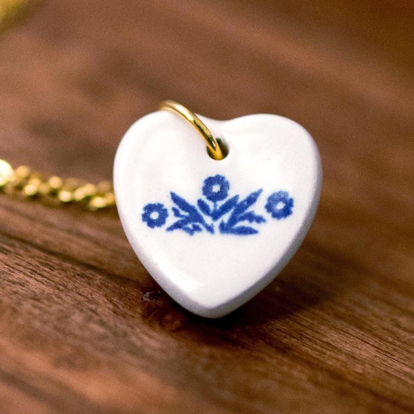 Dije de utensilios de cocina azul de Delft - Joya vintage de ollas y sartenes en miniatura - Collar o pulsera de cocina retro - Regalo nostálgico para panaderos y cocineros