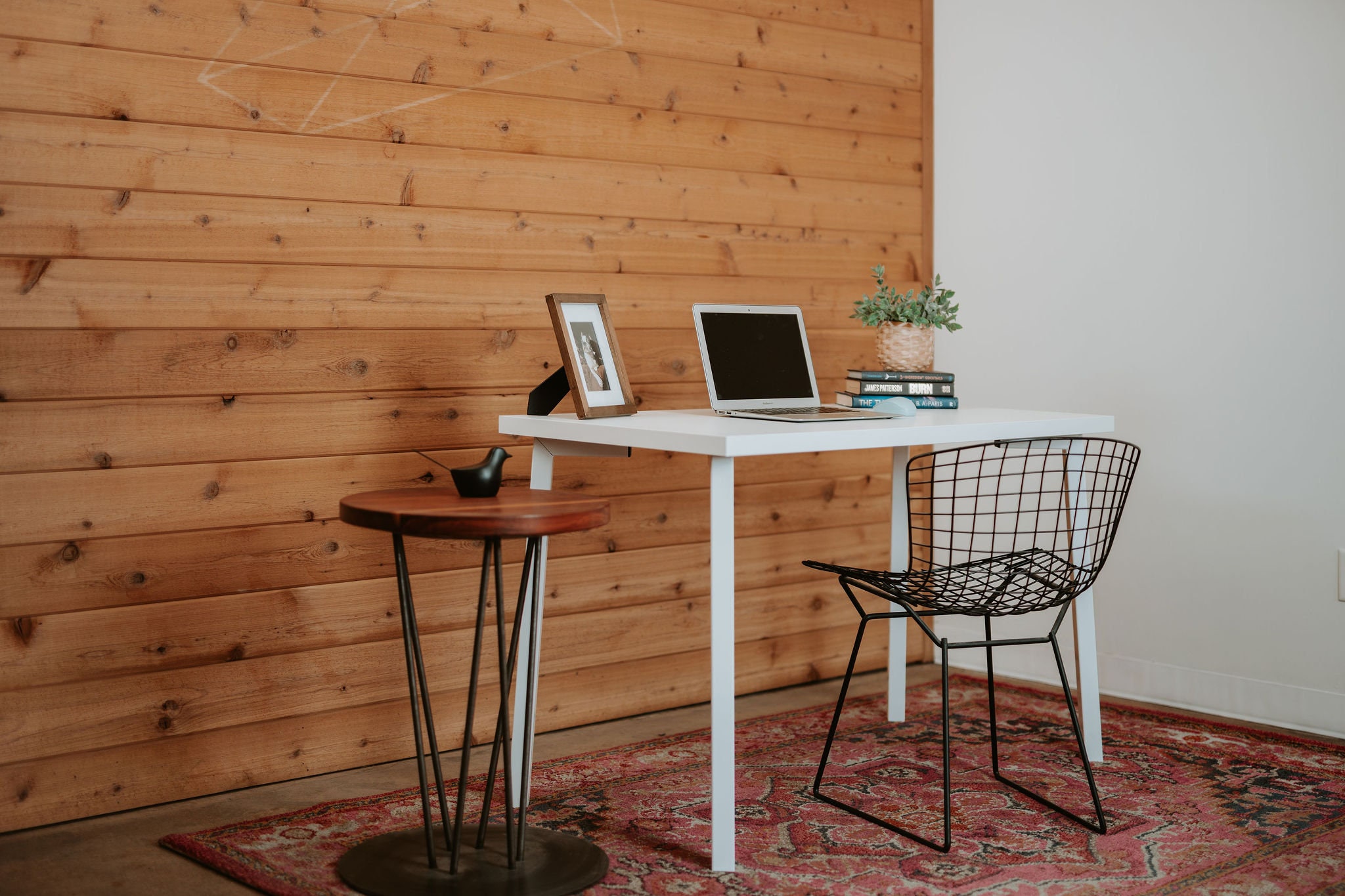 Angled sale desk legs