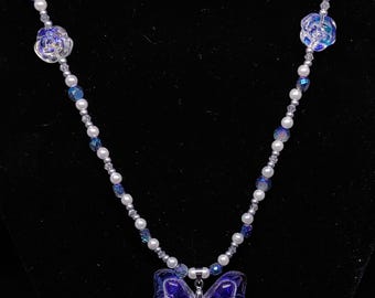 Collar de mariposas, cuentas y perlas con rosas/Joyas/Accesorios/Cumpleaños/Día de la Madre/Novia/Aniversario/Navidad/Ideas de regalo para ella
