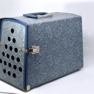 Sale! Gorgeous Vintage Blue Floral Pet Cat Carrier&quot;Amazing Condition&quot;