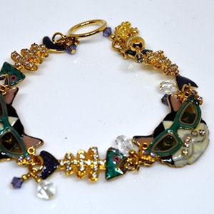 Lunch at the Ritz  2 GO Glamour Puss Bracelet