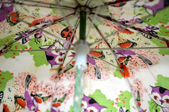 Vintage 1950s Childs Parasol with Cats,Birds and … - image 5