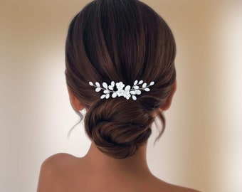 Petit bijou floral pour chignon de mariage en porcelaine froide blanche, Ornement cheveux mariée romantique BJ0023