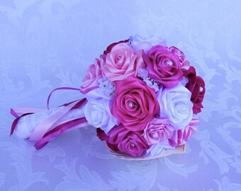 Bouquet de mariée rond/Bouquet mariage avec roses en satin et dentelle/Bouquet de mariée rose, fuchsia et blanc/Mariage champêtre chic