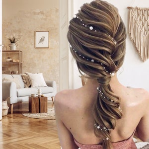 Bijou Vigne de cheveux minimaliste pour mariage Bandeau en perles pour mariée aux cheveux longs V0004 image 1