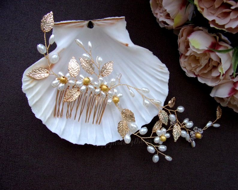 Gold wedding hair comb Bridal hair vine comb Pearl flower hair vine Bridal hair piece PG0021