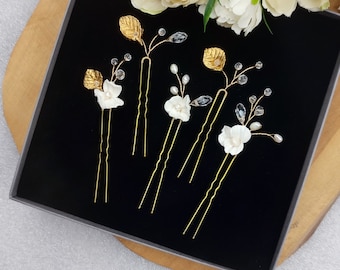 5 pcs Bridal hair pins with leaves and white flowers, Floral wedding hair pins with crystals and freshwater pearls EP0028